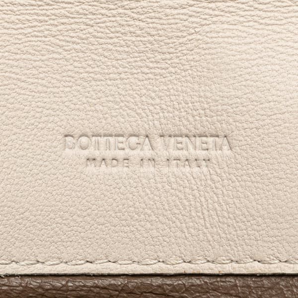 Pre-owned Bottega Veneta Nappa Intrecciato Clutch with Strap White