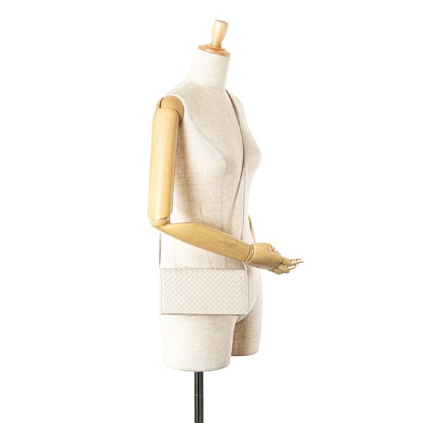 Pre-owned Bottega Veneta Nappa Intrecciato Clutch with Strap White