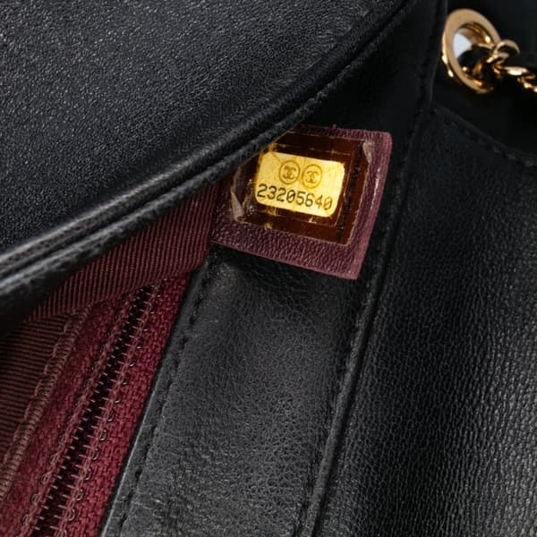 Pre-owned Chanel Small Lambskin Mademoiselle Flap Black