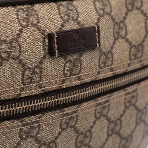 Pre-owned Gucci GG Supreme Crossbody Brown