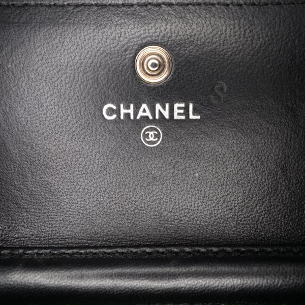 Pre-owned Chanel Lambskin Airlines Wallet On Chain Blue