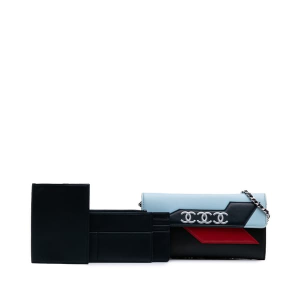 Pre-owned Chanel Lambskin Airlines Wallet On Chain Blue
