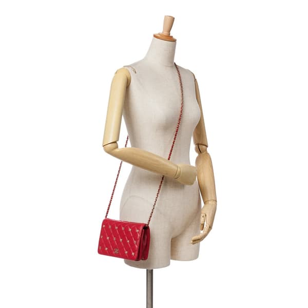 Pre-owned Chanel Quilted Lambskin All About Chanel Wallet On Chain Red