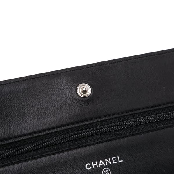 Pre-owned Chanel Lambskin Camellia Embossed Wallet On Chain Black