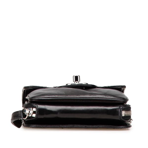 Pre-owned Chanel CC Quilted Lambskin Clams Wallet on Chain Black