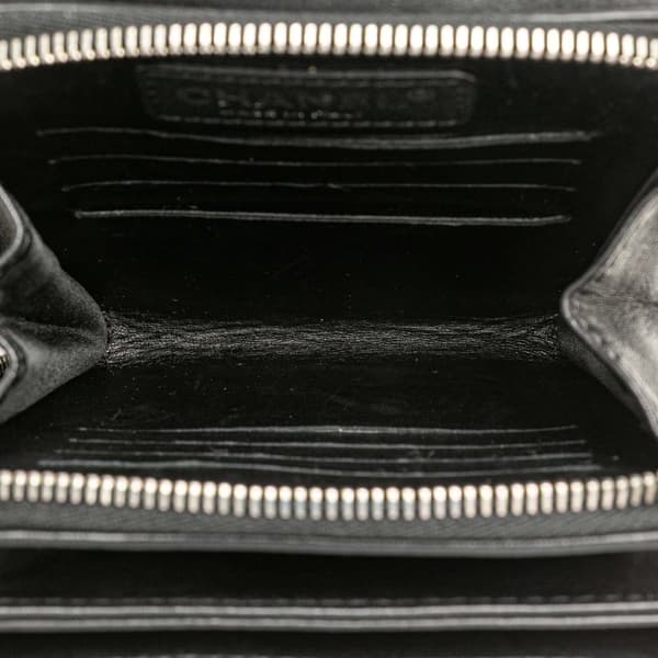 Pre-owned Chanel CC Quilted Lambskin Clams Wallet on Chain Black