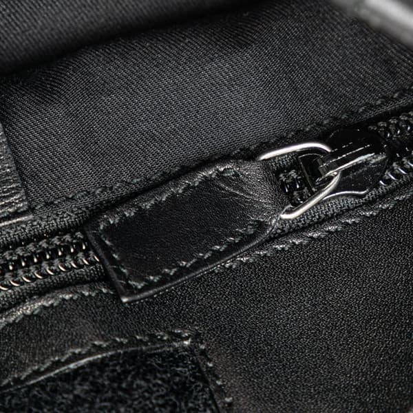 Pre-owned Gucci Guccissima Crossbody Black