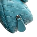 Miniatyrbild 9 av 10: Pre-owned Bottega Veneta Mini Nappa Intrecciato Expandable Chain Crossbody Blue