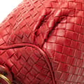 Miniatyrbillede 9 af 10: Pre-owned Bottega Veneta Nappa Intrecciato Crossbody Red