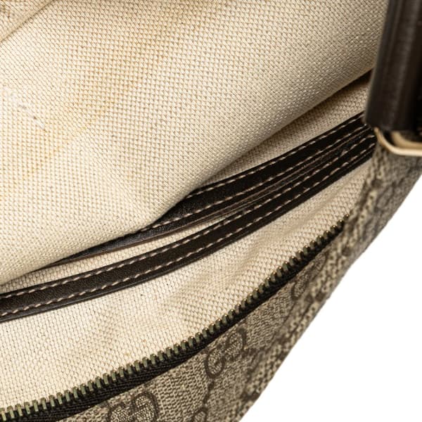 Pre-owned Gucci GG Supreme Crossbody Brown