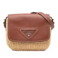 Miniatyrbillede 1 af 10: Pre-owned Prada Raffia Vitello Flap Crossbody Brown