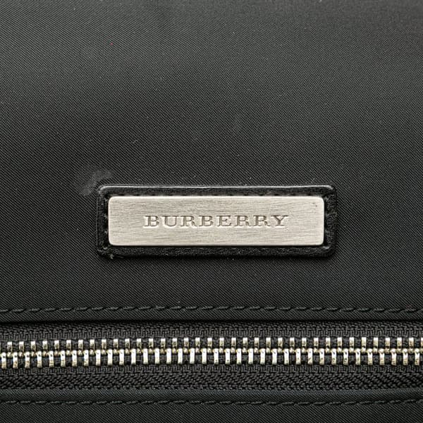 Pre-owned Burberry Nylon Crossbody Black