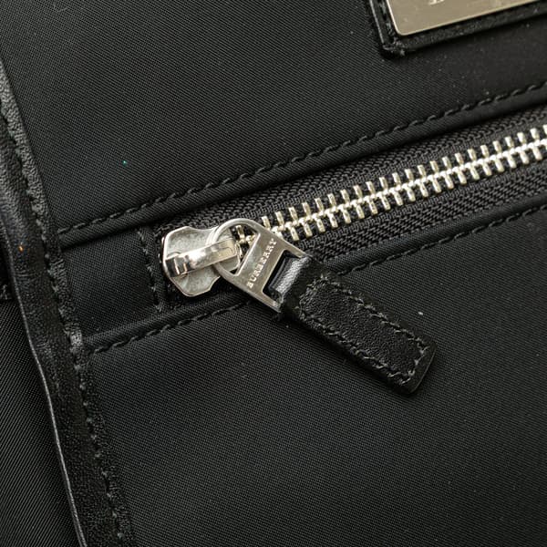 Pre-owned Burberry Nylon Crossbody Black