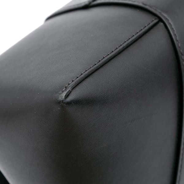 Pre-owned Versace Vitello Barocco Virtus Flap Black