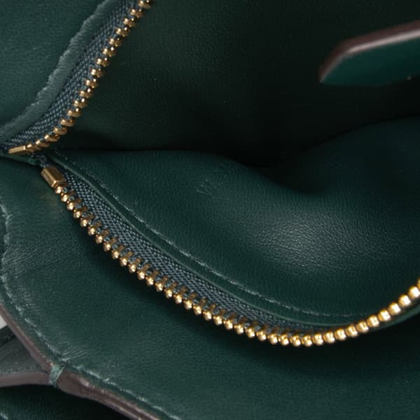 Pre-owned Celine Small Calfskin Classic Box Green