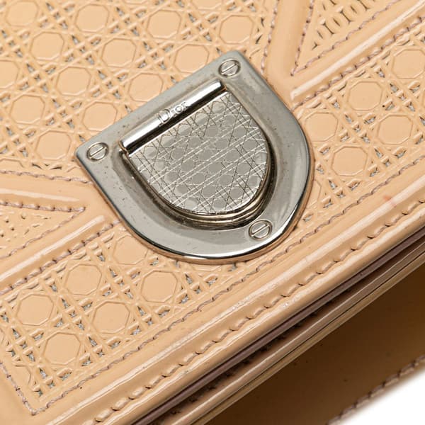 Pre-owned Dior Baby Patent Microcannage Diorama Flap Brown