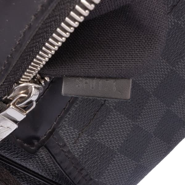 Pre-owned Louis Vuitton Damier Graphite Daniel MM Black