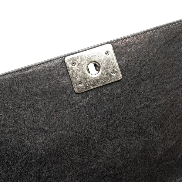 Pre-owned Chanel Old Medium Quilted Crumpled Calfskin Studded Boy Flap Black