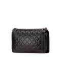 Miniatyrbild 2 av 10: Pre-owned Chanel Old Medium Quilted Crumpled Calfskin Studded Boy Flap Black