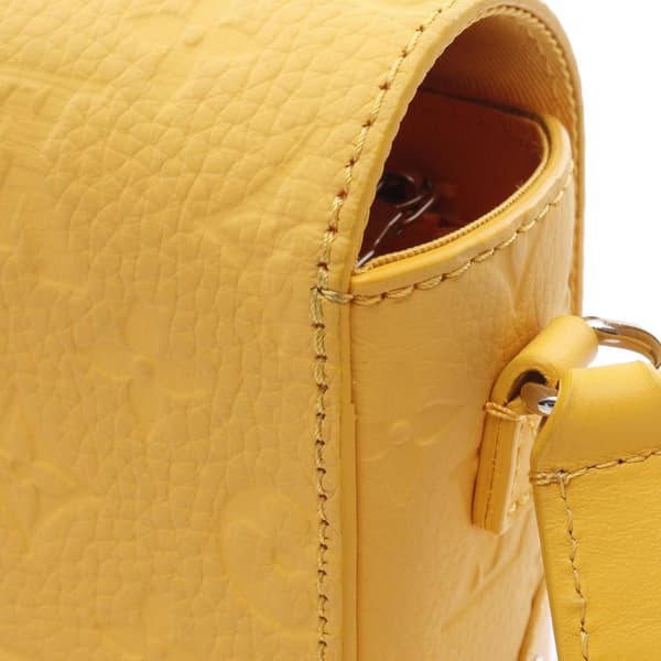 Pre-owned Louis Vuitton Monogram Taurillon Steamer Wearable Wallet Yellow