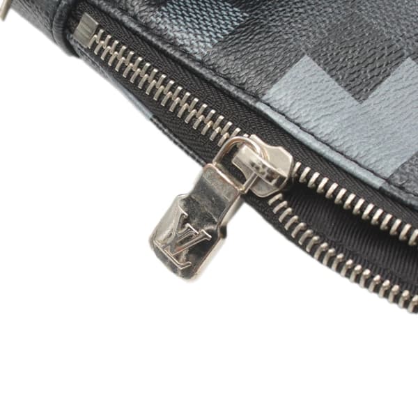 Pre-owned Louis Vuitton Damier Graphite Pixel Avenue Sling Black
