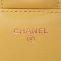 Pikkukuva 5 / 10: Pre-owned Chanel CC Quilted Lambskin Sunglasses Case with Chain Pink