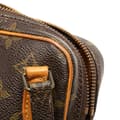 Miniatyrbild 8 av 10: Pre-owned Louis Vuitton Monogram Pochette Marly Bandouliere Brown