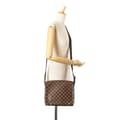 Miniatyrbillede 10 af 10: Pre-owned Louis Vuitton Damier Ebene District PM Brown