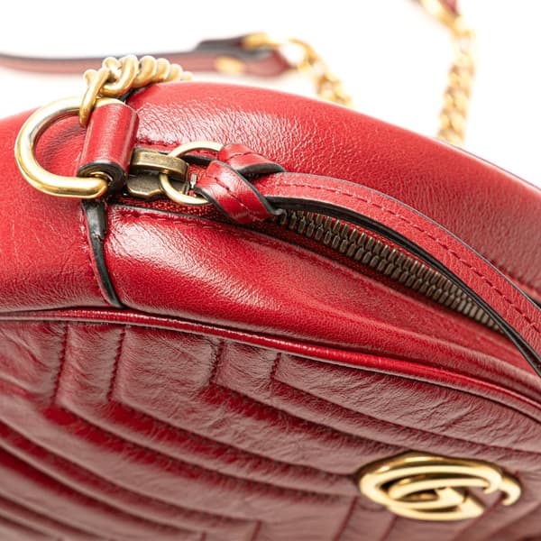 Pre-owned Gucci Mini GG Marmont Matelasse Leather Round Crossbody Red