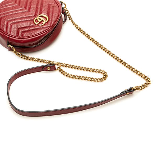 Pre-owned Gucci Mini GG Marmont Matelasse Leather Round Crossbody Red