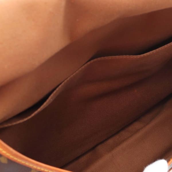 Pre-owned Louis Vuitton Monogram Saumur 35 Brown