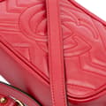 Miniatyrbild 9 av 10: Pre-owned Gucci Mini GG Marmont Matelasse Leather Crossbody Red
