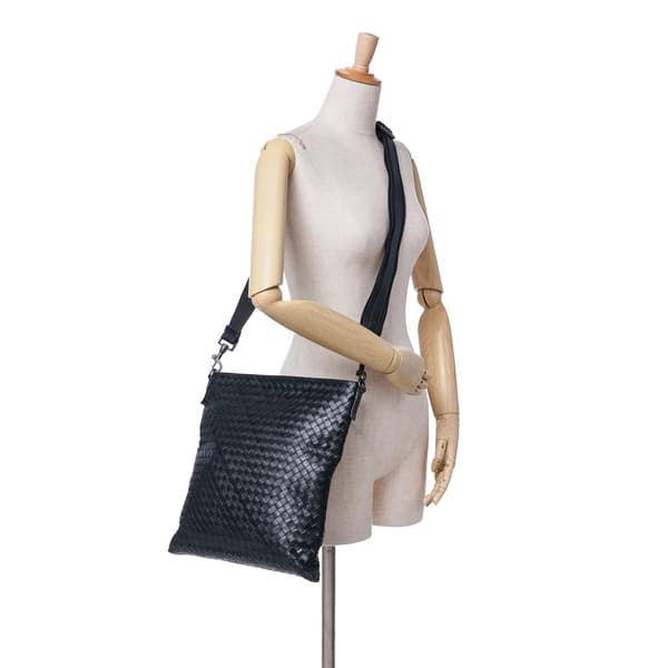 Pre-owned Bottega Veneta Leather Intrecciato Crossbody Black