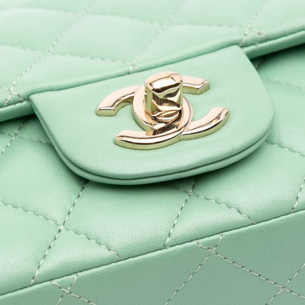 Pre-owned Chanel Mini Square Classic Lambskin Single Flap Green