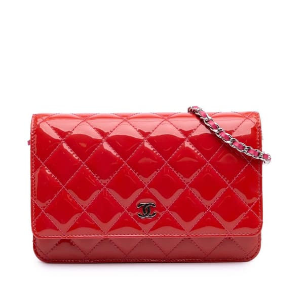 Pre-owned Chanel Bicolor Classic Patent Wallet On Chain Red