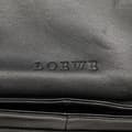 Miniatyrbild 8 av 10: Pre-owned LOEWE Nappa Flamenco Drawstring Crossbody Black