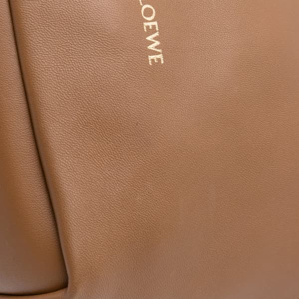 Pre-owned LOEWE Small Mellow Nappa Lambskin Squeeze Bag Brown