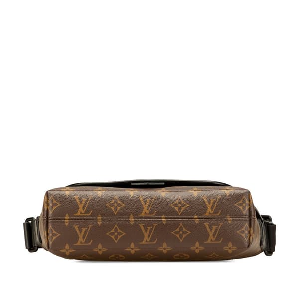 Pre-owned Louis Vuitton Monogram Macassar Magnetic Messenger Brown