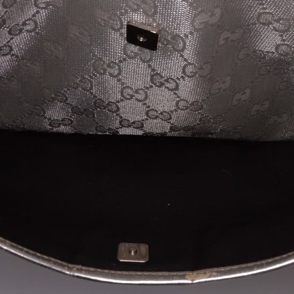 Pre-owned Gucci GG Canvas Web Crossbody Silver