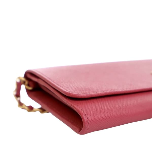 Pre-owned Prada Saffiano Wallet On Chain Pink