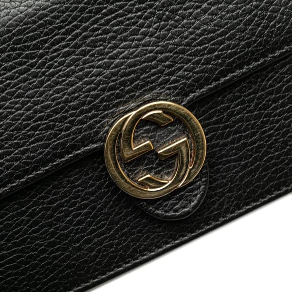Pre-owned Gucci Interlocking G Dollar Calfskin Wallet on Chain Black