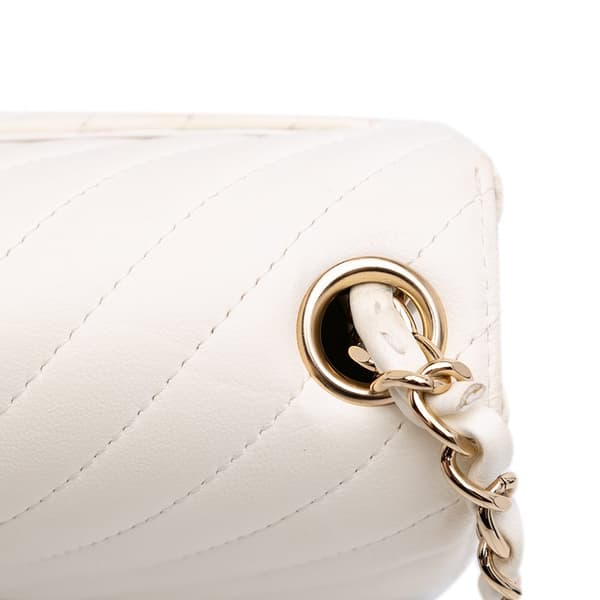 Pre-owned Chanel Mini Square Classic Chevron Lambskin Single Flap White