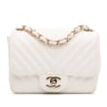 Miniatyrbild 1 av 10: Pre-owned Chanel Mini Square Classic Chevron Lambskin Single Flap White