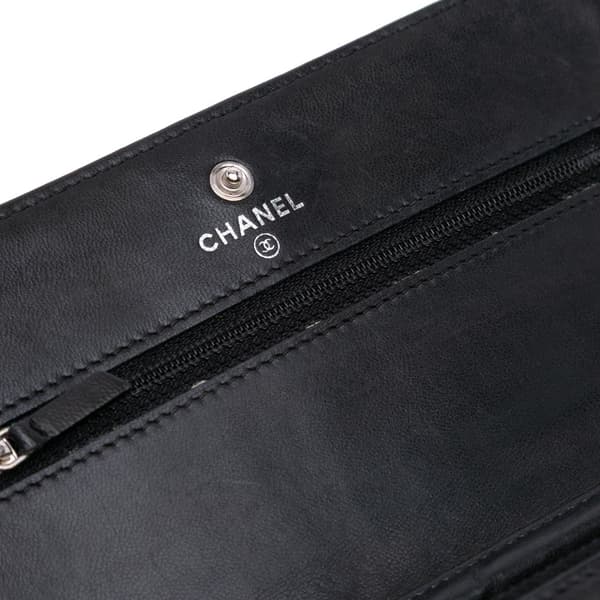 Pre-owned Chanel CC Quilted Lambskin Wallet On Chain Black