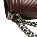 Pikkukuva 9 / 10: Pre-owned Chanel Medium Chevron Calfskin Boy Flap Red