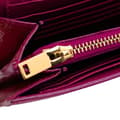 Miniatyrbild 7 av 10: Pre-owned Saint Laurent Patent Monogram Kate Wallet on Chain Pink