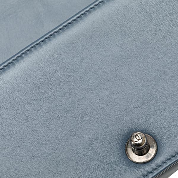 Pre-owned Chanel Small Leather and Fur Boy Flap Blue