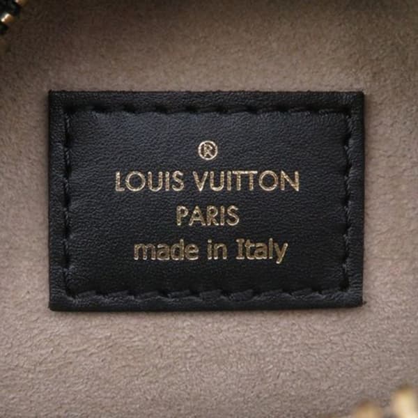 Pre-owned Louis Vuitton Monogram Giant Crafty Boite Chapeau Souple Bag Red