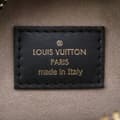 Pikkukuva 5 / 10: Pre-owned Louis Vuitton Monogram Giant Crafty Boite Chapeau Souple Bag Red