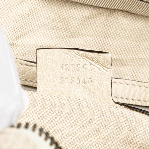 Pre-owned Gucci Grained Calfskin Logo Crossbody White